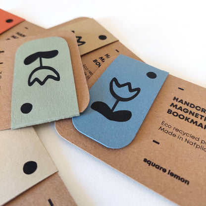 temporary art ▪ magnetic bookmark